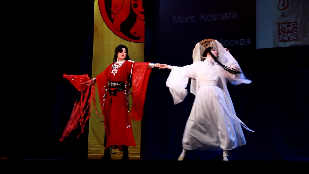 Tiān Guān Cì Fú Huā Chéng and Xiè Lián Cosplay at AniMatrix 2020