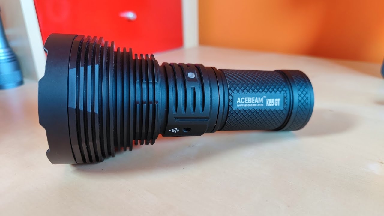 Acebeam K65GT Review - Superior thrower with SBT90.2 LED | 2km of throw and still managable size