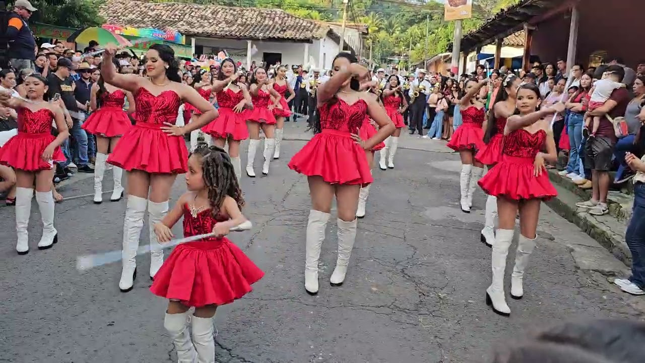 El Nítido   