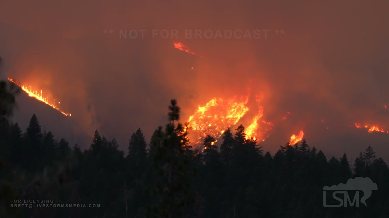 7-31-2021 Big Bar, Ca Monument Fire erupts- Homes threatened- Huge Flames- SOT- Evacuation warnings