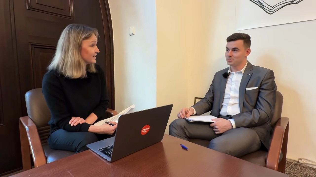 Vondráček šokuje: „10 let Čapí hnízdo = politická kauza!“ 🔥