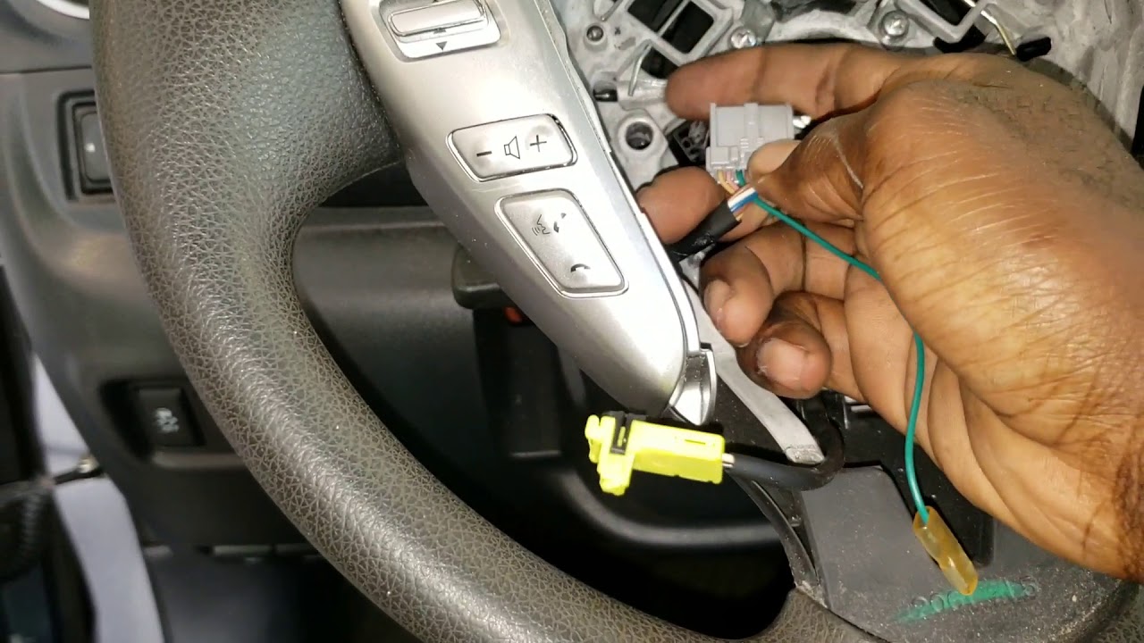 Замена часовой пружины/подушки безопасности рулевого колеса Nissan Versa и датчика угла поворота ...
