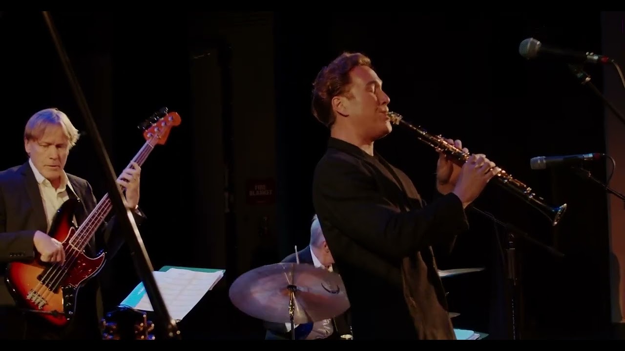 Dave Bennett Quartet rocks the stage!
