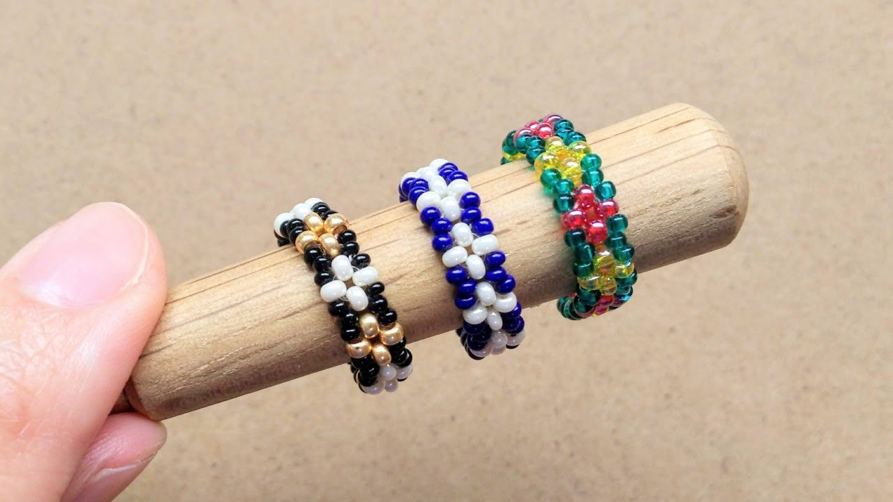小さなお花柄のビーズリングの作り方♪How to make a small flower pattern bead ring.