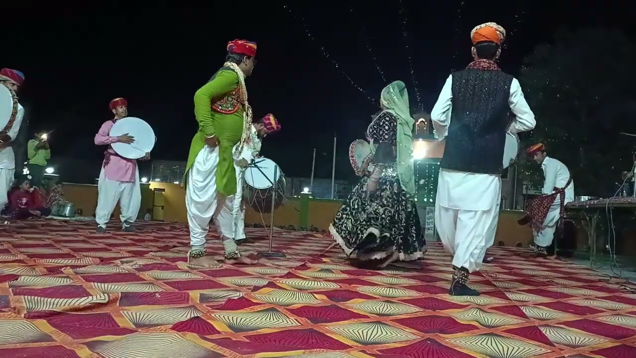 Holi dhamal bhojoosar tem duwara baramsar #holi #dhamal #rajasthan #dance