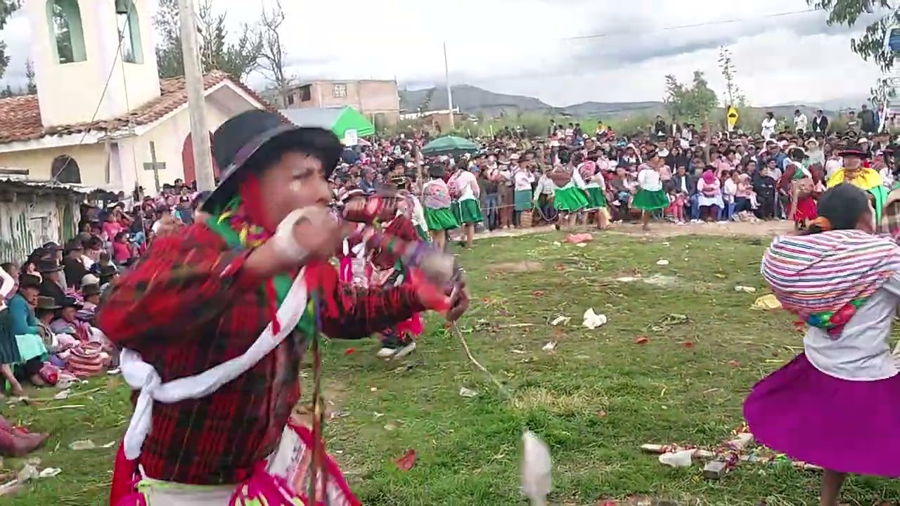 Los claveles de Tambobamba comparsa en Ccechcca 2023