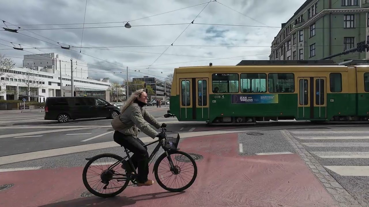 Meilahti to Erottaja || Cycling in Helsinki || Transit and Cycling