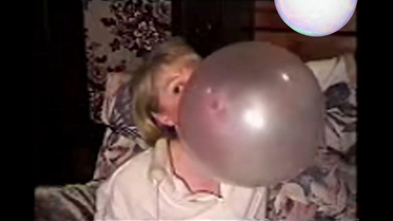 Pt 74 secret video blowing bubble gum 🫧🫧🫧🫧#short #bubble #gum #blowing #bubble #viralvideo #funny