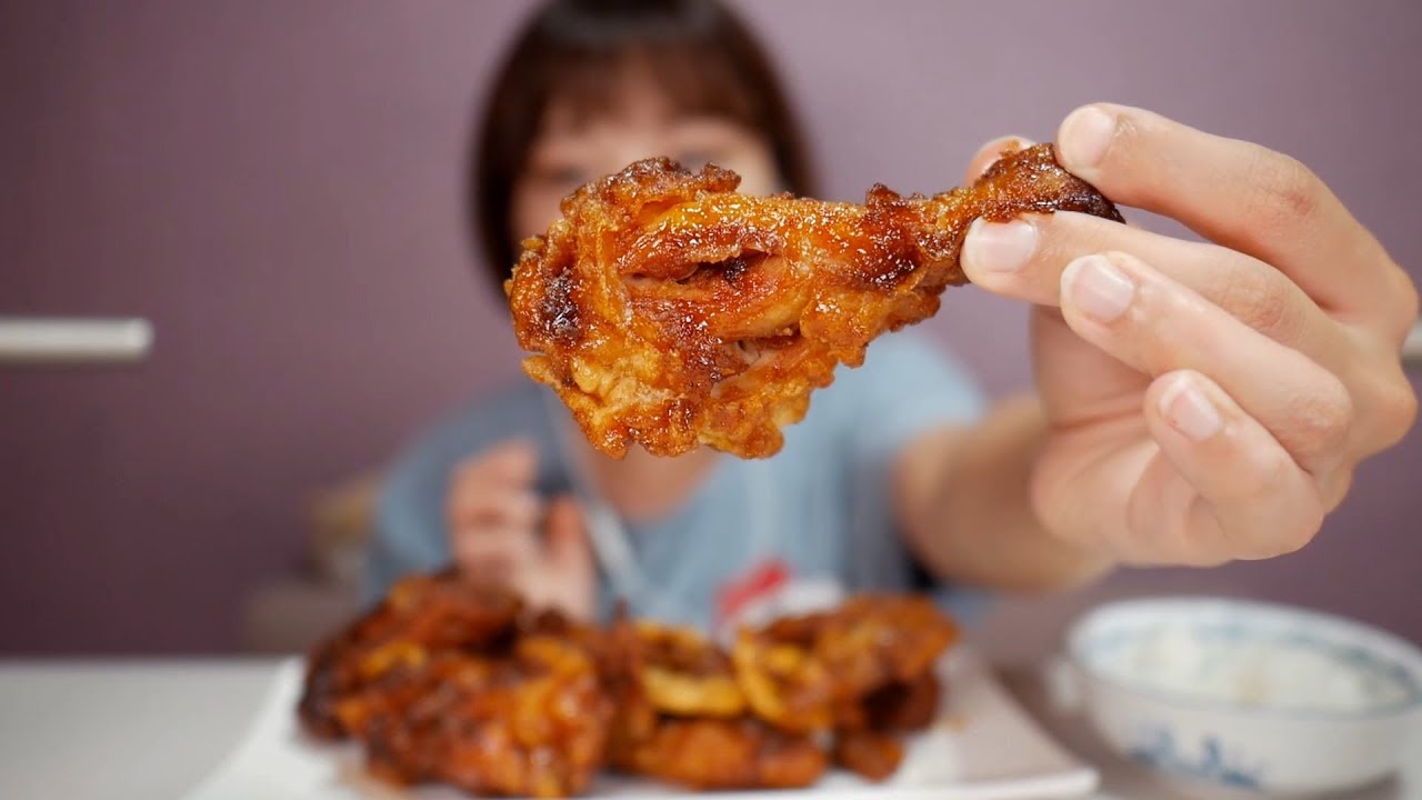 소이가 먹는 BHC 소이 바베큐 치킨! 리얼 이팅 사운드 ASMR | 소또먹 ASMR