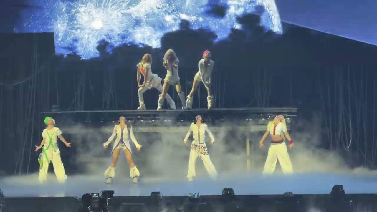 XG / GRL GVNG x HOWLING Remix【XG WORLD TOUR: THE CORE  K-Arena Yokohama Feb 06, 2026】
