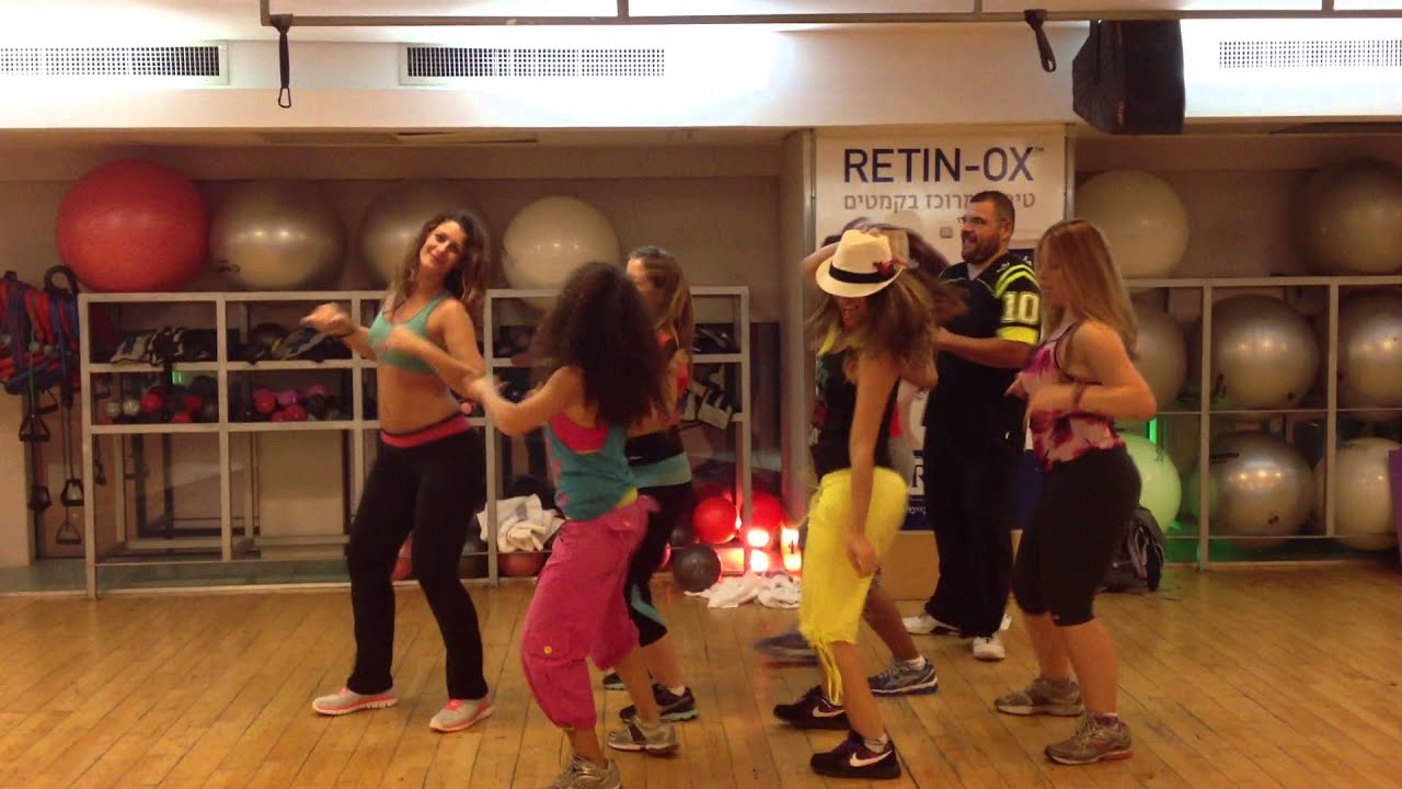Zumba with Shlomit (Salo) -Carlos Vives 