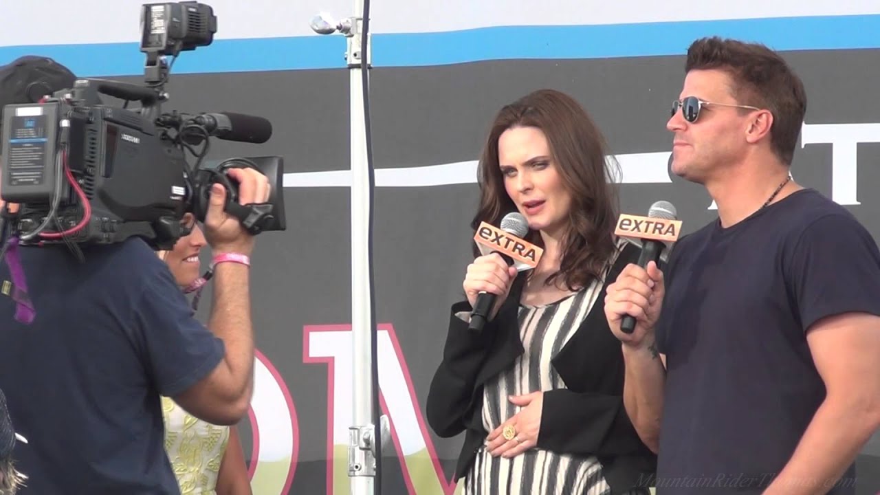 Bones Interview with cast Emily Deschanel & David Boreanaz Comic Con, San Diego 2012