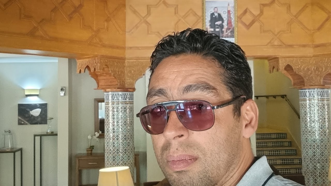 عمال مناجم جبل عوام تجمعهم الموت و تفرقهم الصرعات ووووو 