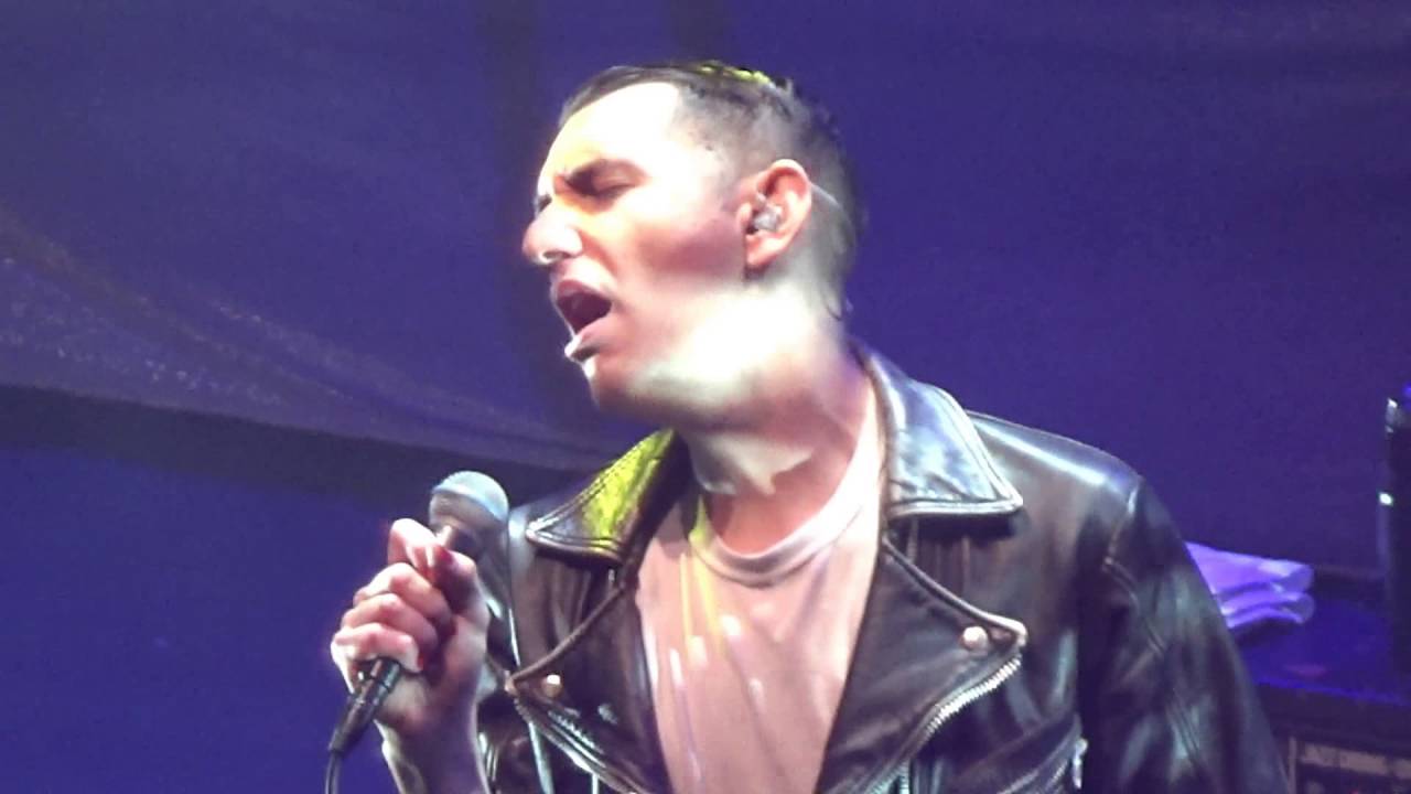Alex Anwandter - Granada (Lanzamiento Amiga / Teatro Caupolican / 30.07.2016)