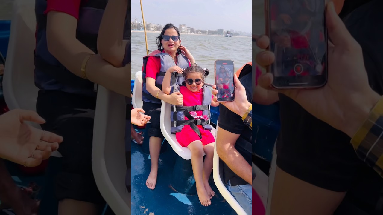 Anaya Ne Ki Mumbai Mein Juhu Beach Par Boating 🚤