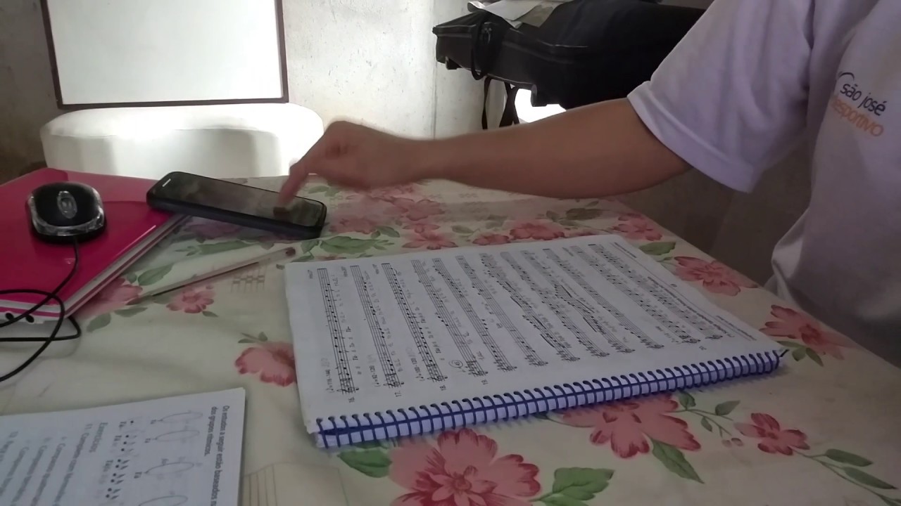 MTS exercício 19 pág 69 módulo 10 ( Solfejo) com metrônomo