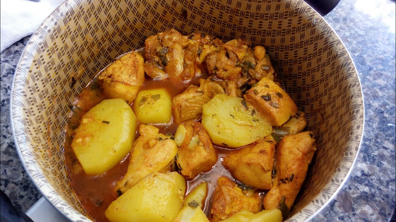 Como fazer peito de frango cozido na panela - f&aacute;cil de fazer e fica muito saboroso