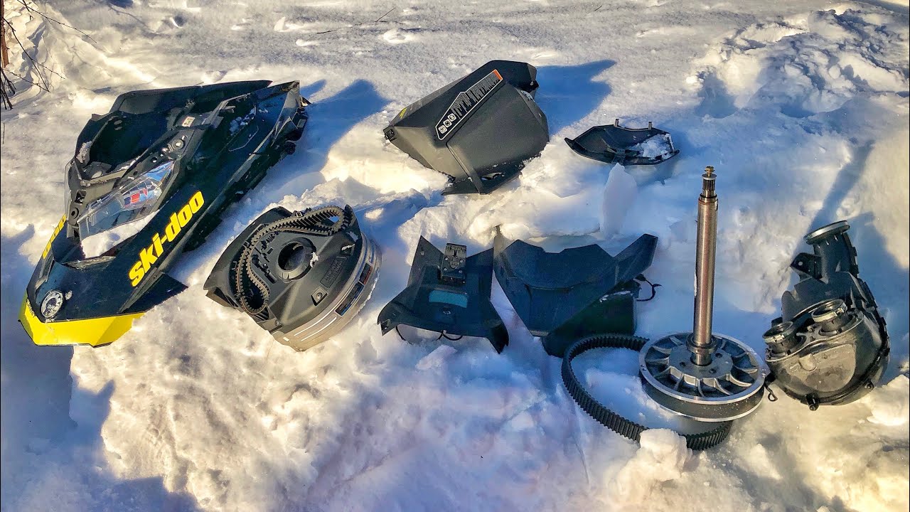 Заклинил газ Ski-Doo Summit G4