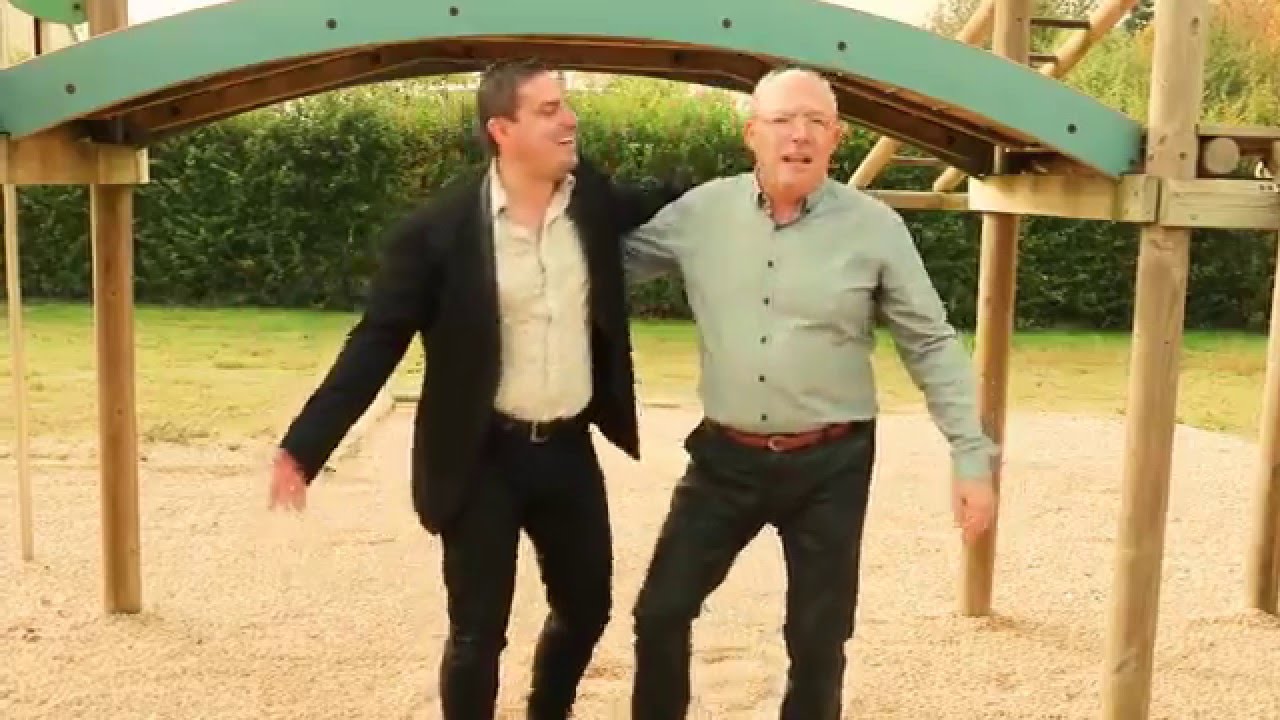Chanson d&eacute;part en retraite - TU ES EN RETRAITE - Clip - SILVERE ET LE GROUPE INVI'T