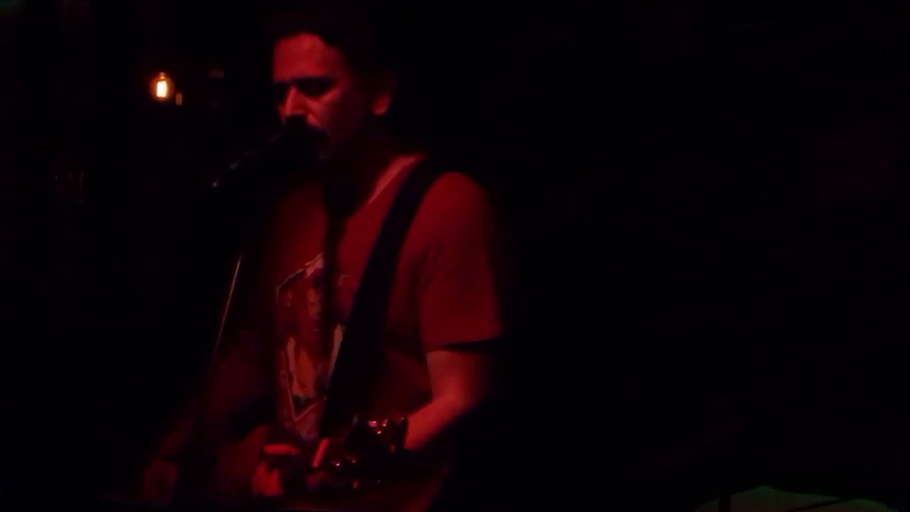 ACOUSTIC STRINGS - Psycho Killer (LIVE)