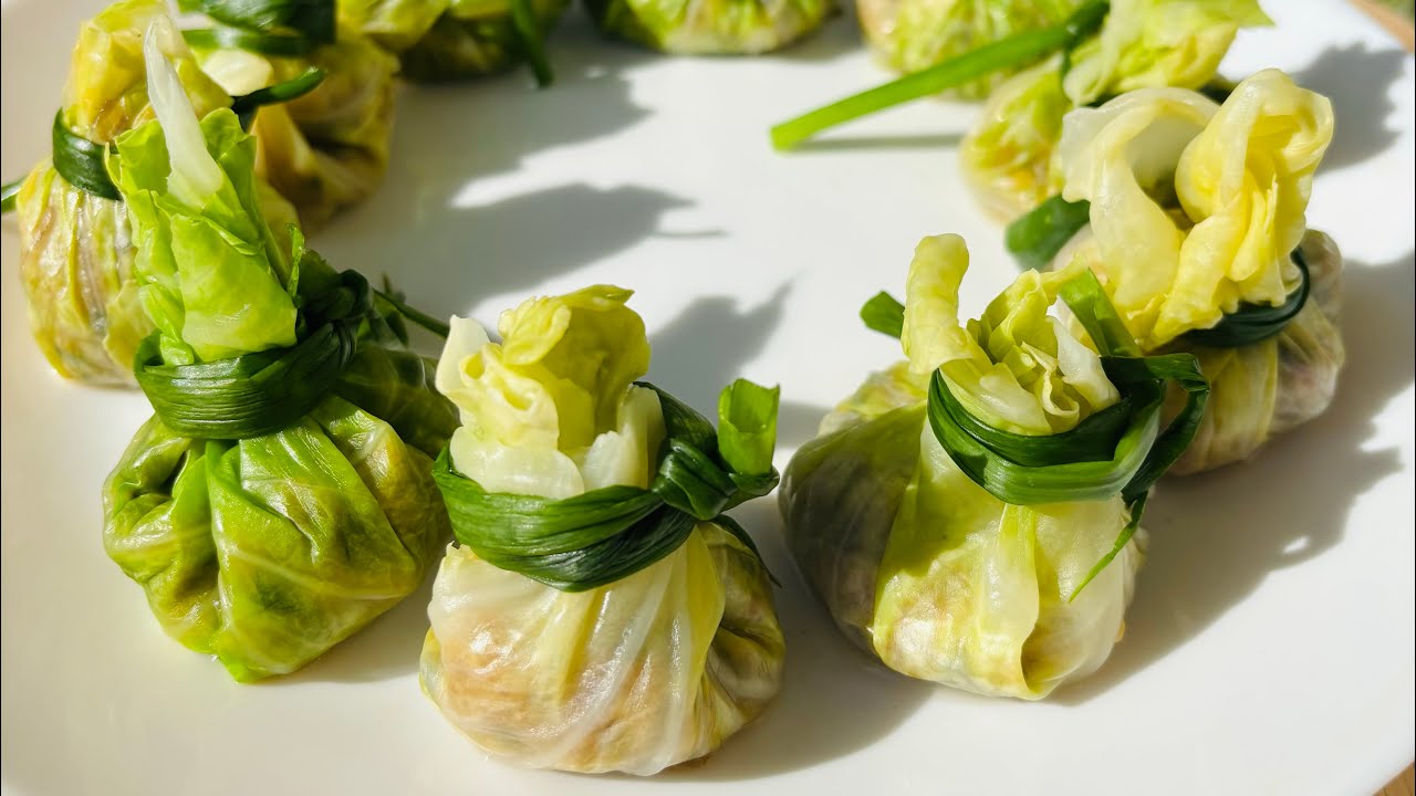 No atta momo | बिना आटे के बनायें हेल्थी मोमो 🥟 | Guilt free momo | Healthy snacks #momos #food 