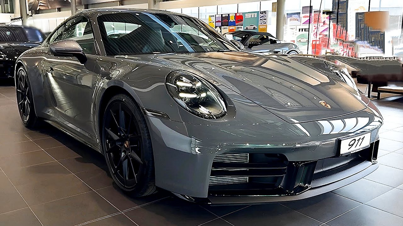 2025 Porsche 911 Carrera T – Lightweight Icon Returns | Full Review, Interior & Manual Sound