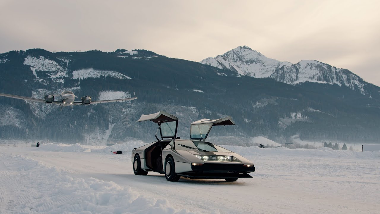 Aston Martin Bulldog on an Ice Track! | F.A.T. ICE RACE 2022