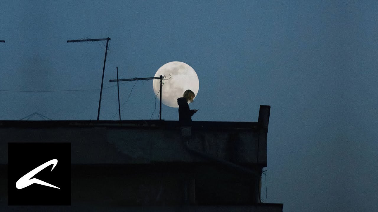 Pensees - Moonlift