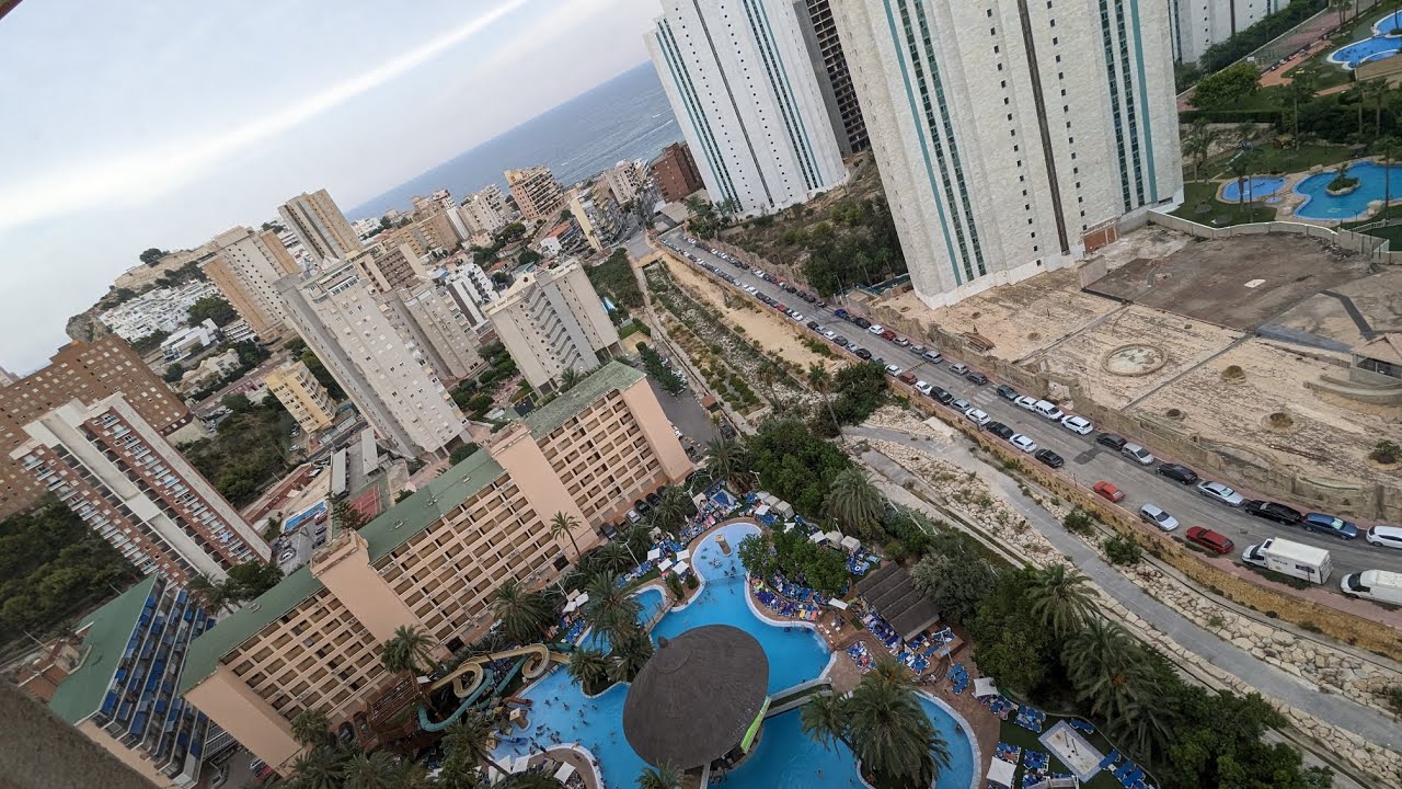 Tour of 3 bed apartment at magic tropical splash benidorm-finistrat