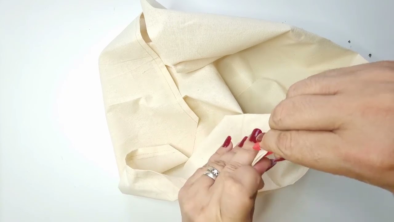 TRUQUE de costura FÁCIL para TAPETE de banheiro com toalhas já usadas EXCELENTE para INICIANTE!!