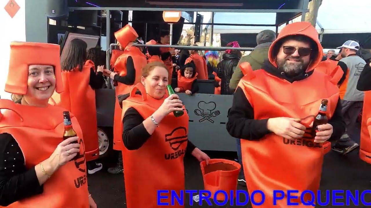 (ENTROIDO 2023 PEQUENO, DE CAMBRE) PUBLICADO POR®TV.VIDEOSTUDIOTRES-DISFRACES, COMPARSAS E CARROZAS