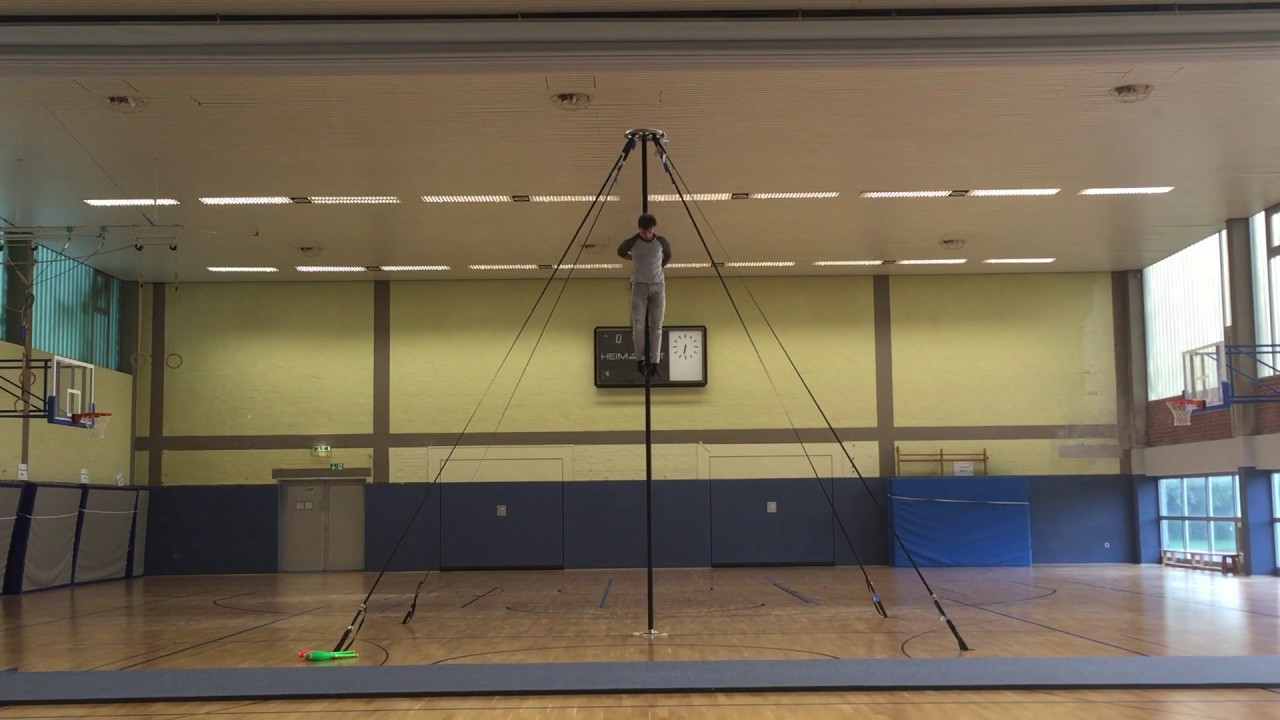 Chinese Pole (chinesischer mast) | Cornelius Krause