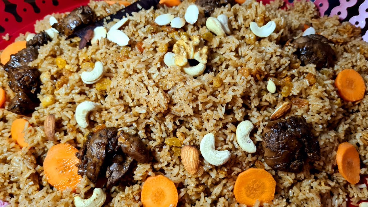 ارز بالخلطه الرهيب بالكبد والمكسرات