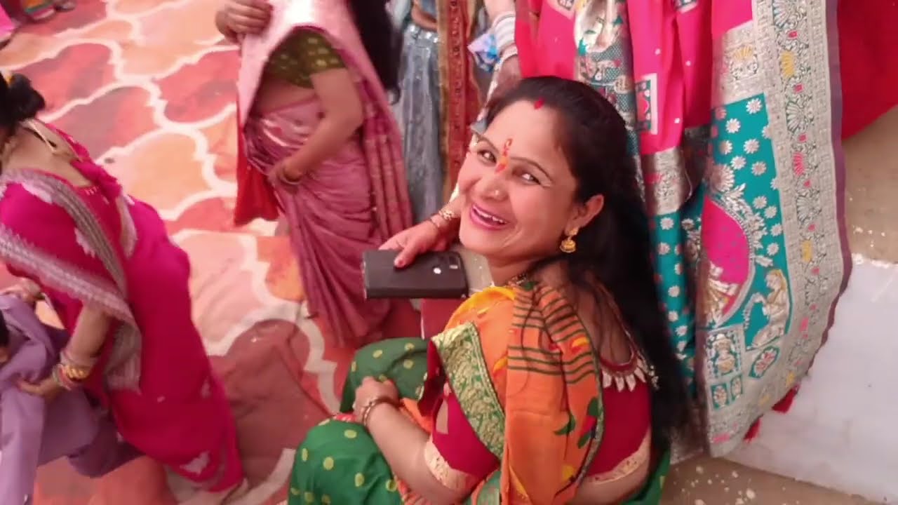 खड़की गांव का महिला संगीत का पूरा वीडियो आ चुका है 🤗🤗#phadi #viral #mhila #संगीत