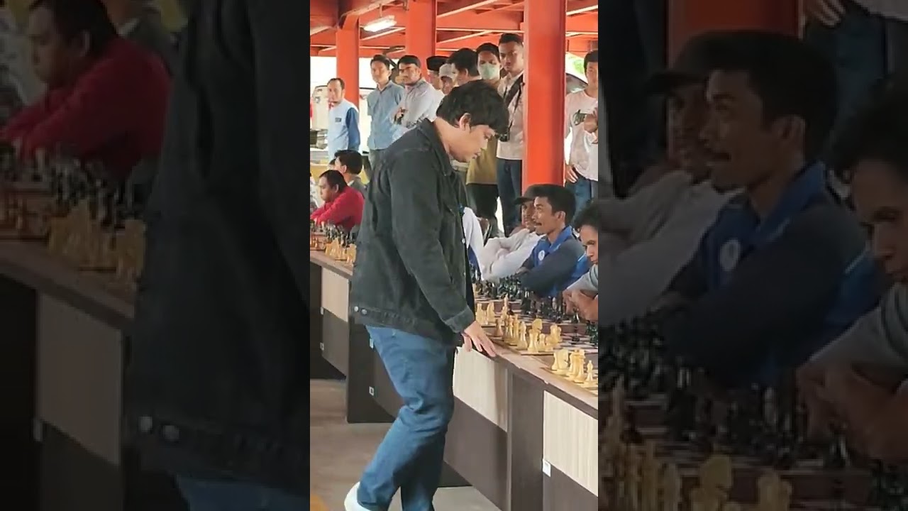 30 Anggota Percasi Sulsel Melawan Grandmaster Susanto Megaranto pada Catur Simultan Japfa Makassar