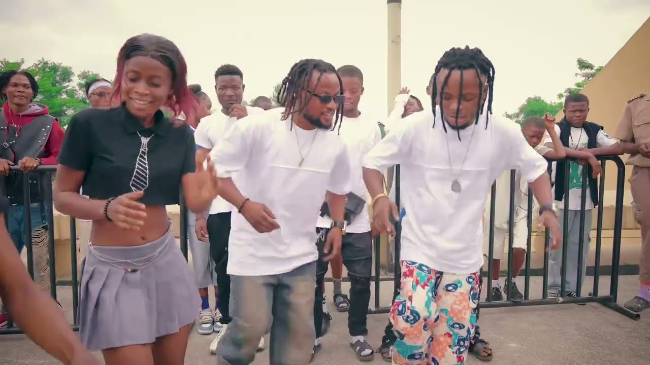 Nathan Kahilo ( DJO Fils) Deborah Abeba Kala-Clip officiel