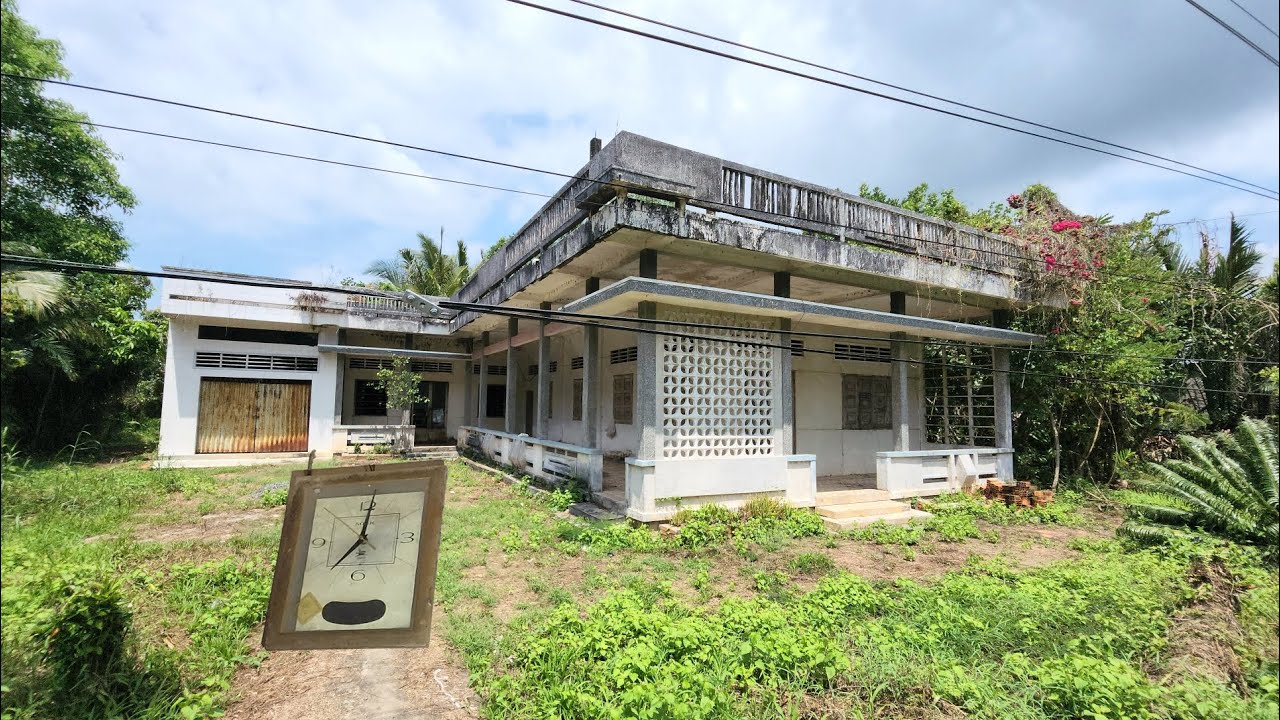 Rùng mình nhà hoang xưa siêu giàu còn giăng mùng còn đóng đồ bên trong
