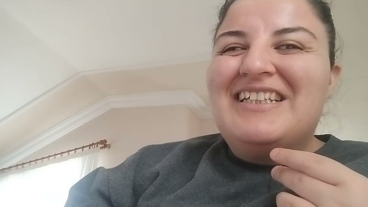 EVE GELDİM TV AÇTIM DİNLENİYORUM YARIN GÜNLÜK VLOG PAZARTESİ DİYET TARİFİ ABONE OL ZİLİ AÇ BEĞEN👋❤🤩