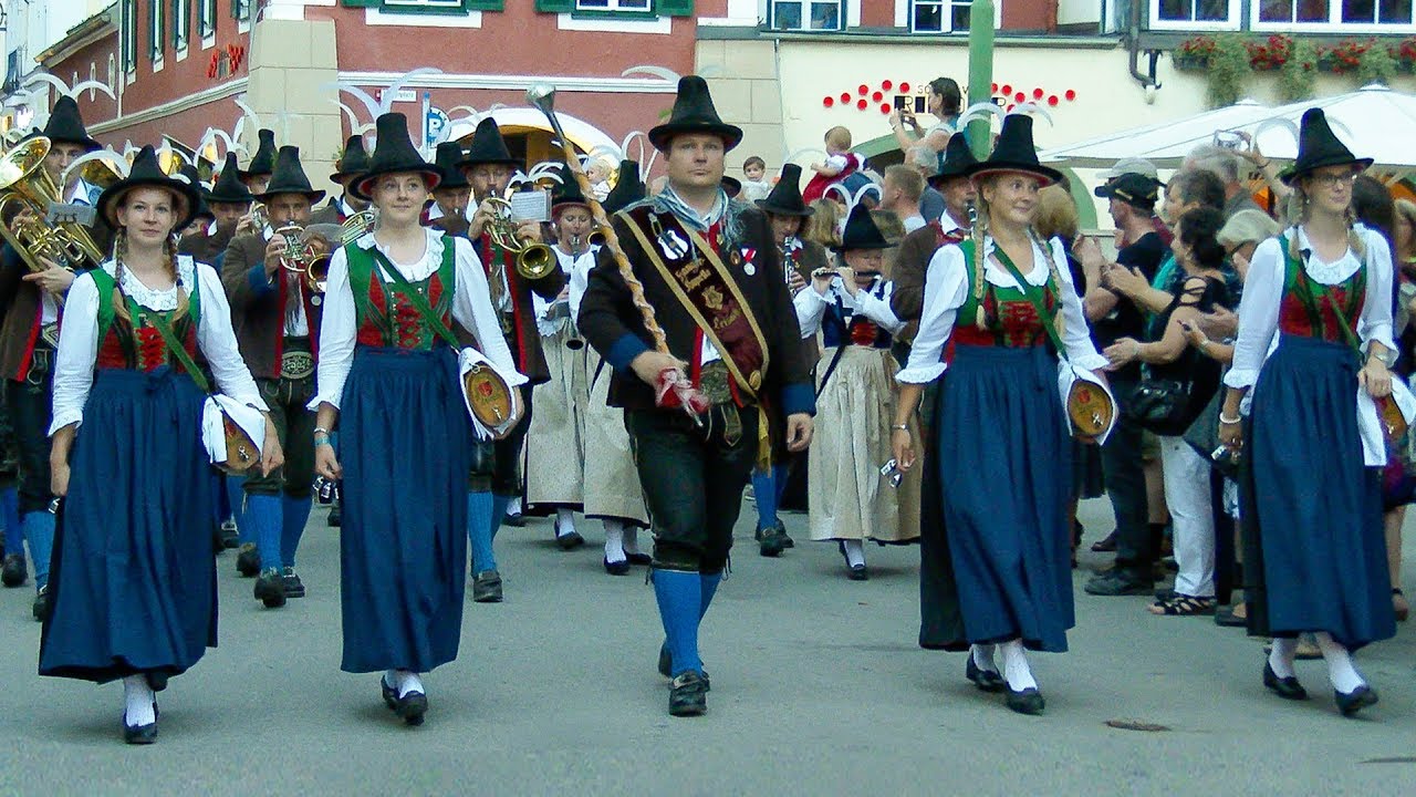 Bezirksmusikfest in Lienz | Osttirol 2017 - Defilierung