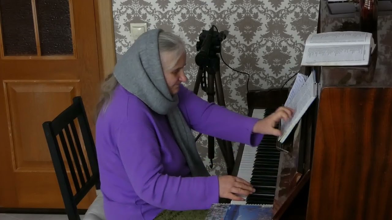 Только матери одной не всё равно