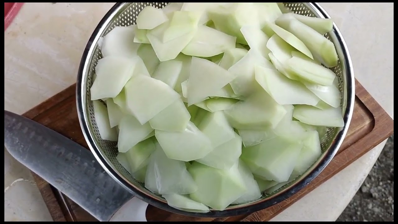 NAG LUTO AKO NG ULAM NA KARNENG KALABAW / PAPAYA