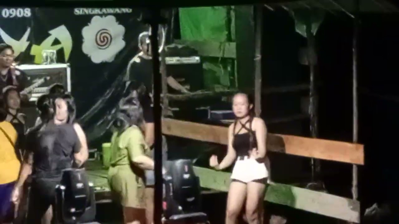 Dara Lenggon ( viral ) band talino jaya