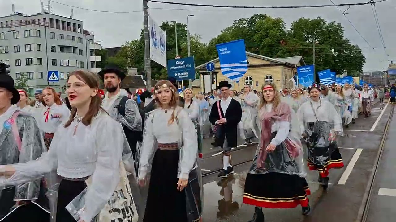 Parade for the Estonian song and dance festival 2025, Iseoma