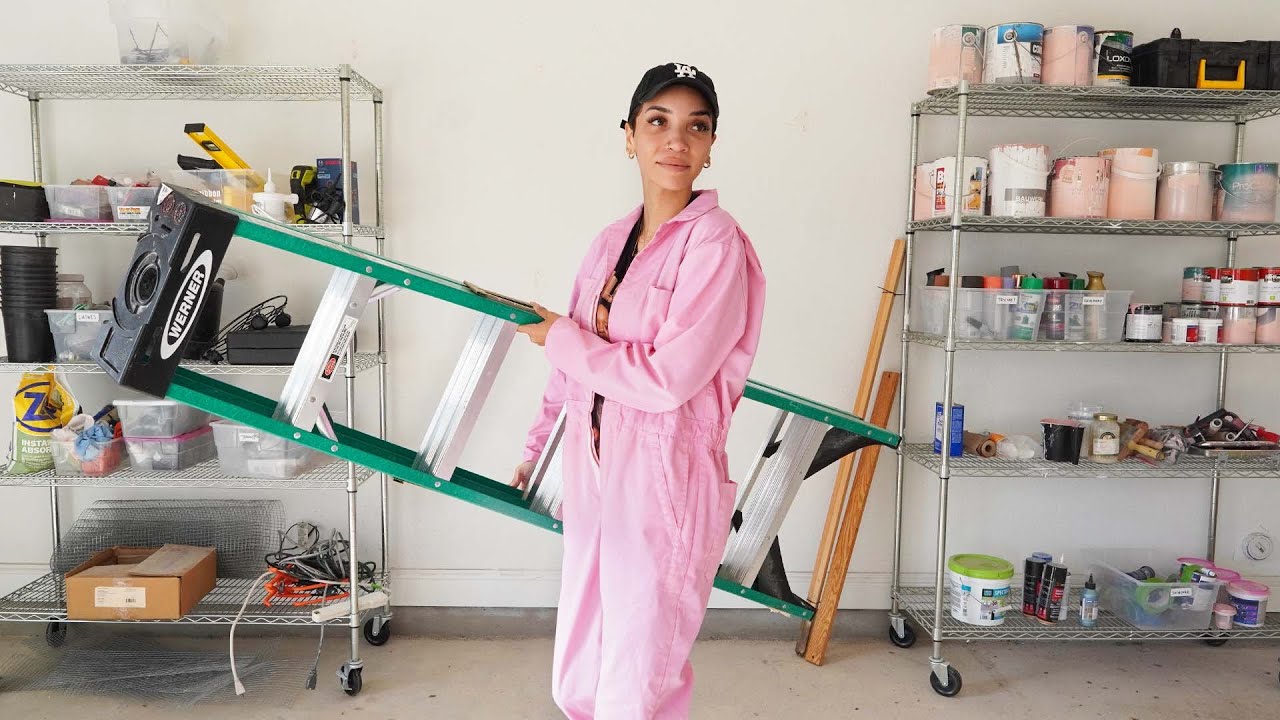 Transforming my UGLY Garage into a CUTE Workshop!