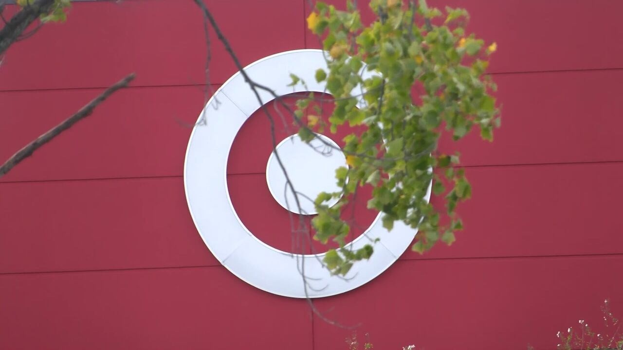 Target извиняется за &laquo;оскорбительный&raquo; костюм