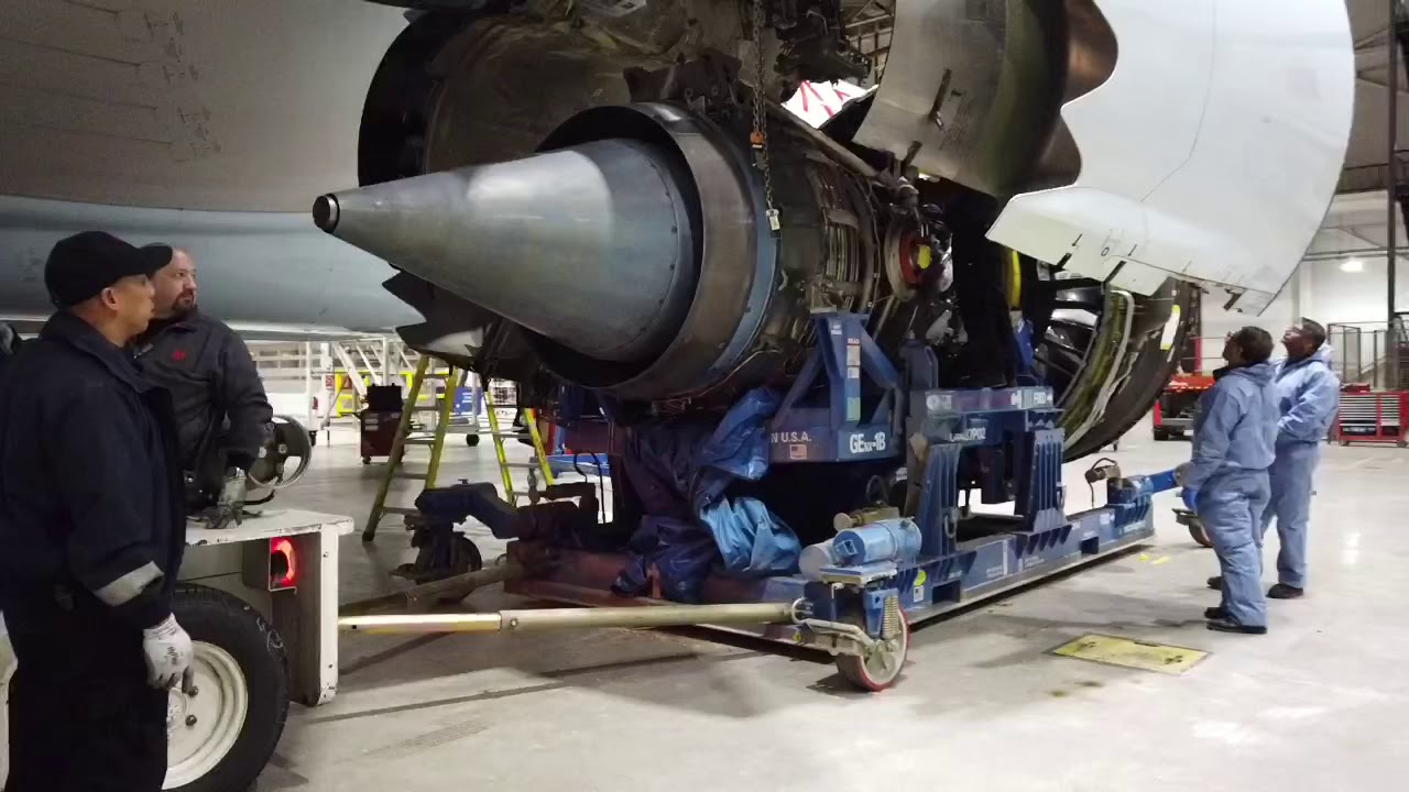 What’s different about a B787  engine change?