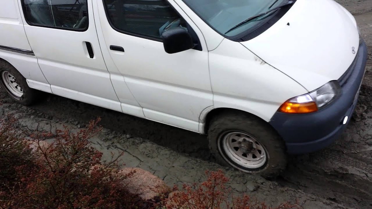 Toyota Hiace 4WD