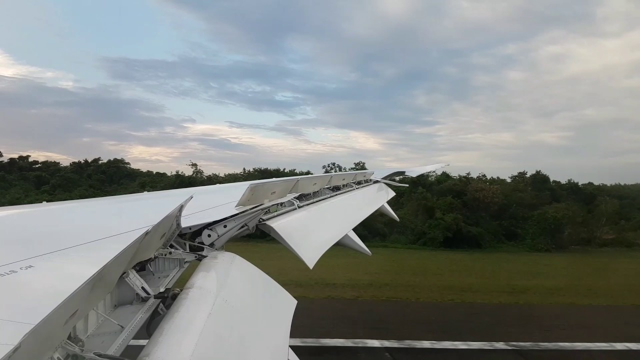 TUInederland Boeing 787 landing at POP (Puerto Plata)