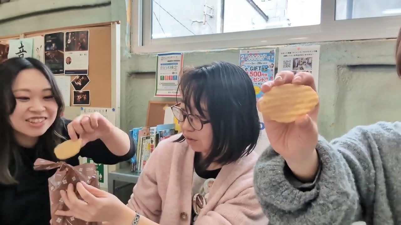 北海道お菓子トーク~NiziU北海道へようこそ①🍀ランダム缶バッチ開封と共に~