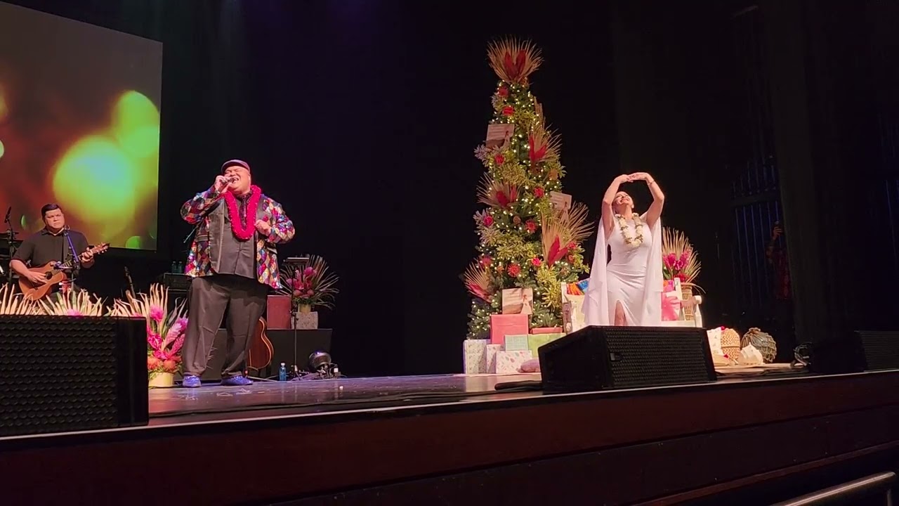 Kalani Pe‘a - Silent Night ft Kimie Miner and hula by Napua Greig